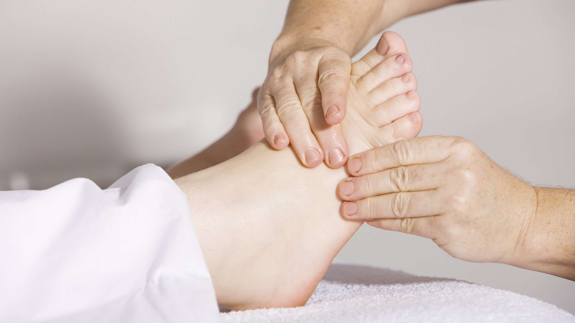 massage laval réflexologie